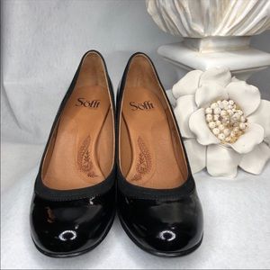 SOFFT Black pumps patent leather comfort & style!
